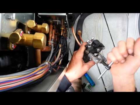 Video Thumbnail: Newport Beach DAIKIN Mini Split Multi Heat Pump Installation Thomson Air Conditioning